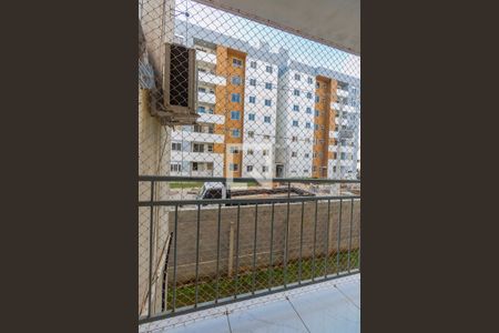 Varanda da sala  de apartamento para alugar com 2 quartos, 45m² em Olaria, Canoas