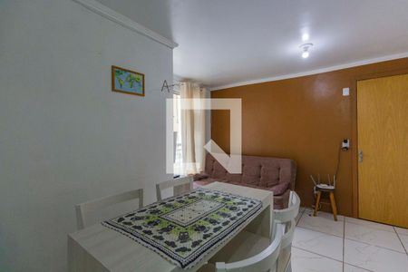 Sala  de apartamento para alugar com 2 quartos, 45m² em Olaria, Canoas