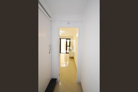 Casa para alugar com 50m², 1 quarto e 1 vaga Casa para alugar com 50m², 1 quarto e 1 vagaEntrada