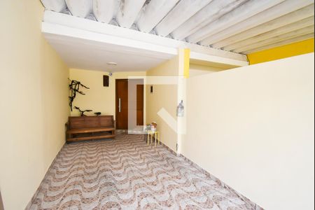 Casa para alugar com 50m², 1 quarto e 1 vaga Casa para alugar com 50m², 1 quarto e 1 vagaGaragem