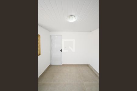 Quarto de casa para alugar com 1 quarto, 50m² em Vila Nilo, São Paulo