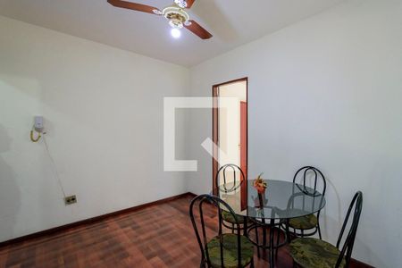 Apartamento à venda com 42m², 1 quarto e 1 vagaSala