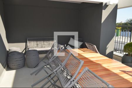 Studio à venda com 26m², 1 quarto e sem vagaÁrea comum - Piscina