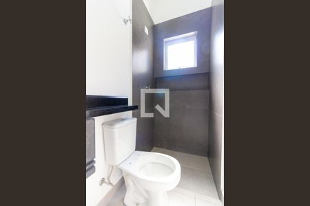 Casa para alugar com 180m², 3 quartos e 4 vagasBanheiro da Suíte