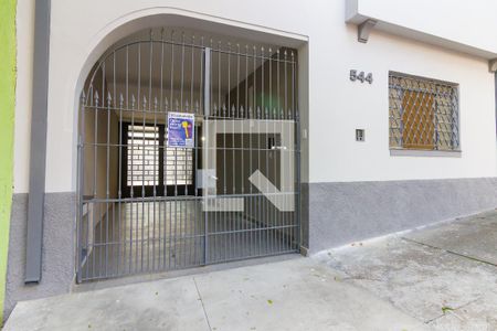 Casa para alugar com 180m², 3 quartos e 4 vagasFachada