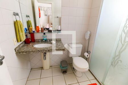 Apartamento para alugar com 119m², 3 quartos e 2 vagas Apartamento para alugar com 119m², 3 quartos e 2 vagasBanheiro da Suíte 2