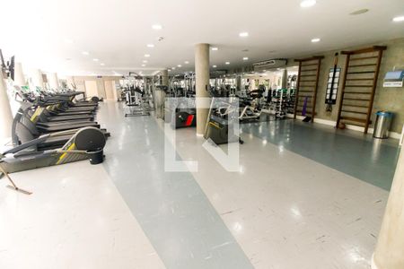 Apartamento para alugar com 119m², 3 quartos e 2 vagas Apartamento para alugar com 119m², 3 quartos e 2 vagasÁrea comum - Academia