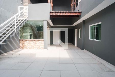 Casa à venda com 259m², 3 quartos e 3 vagas Casa à venda com 259m², 3 quartos e 3 vagasÁrea comum