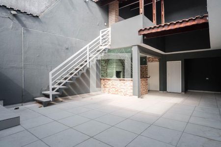 Casa à venda com 259m², 3 quartos e 3 vagas Casa à venda com 259m², 3 quartos e 3 vagasÁrea comum