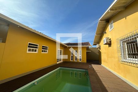 Casa para alugar com 275m², 5 quartos e 4 vagasPiscina