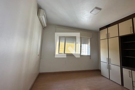 Quarto 1  de casa para alugar com 5 quartos, 275m² em São José, São Leopoldo