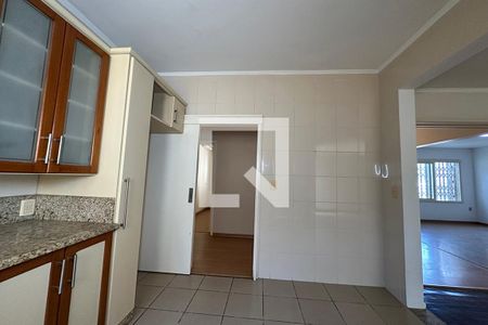 Casa para alugar com 275m², 5 quartos e 4 vagasCozinha