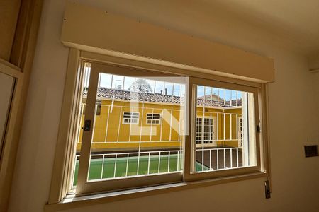 Casa para alugar com 275m², 5 quartos e 4 vagasJanela da Suíte 