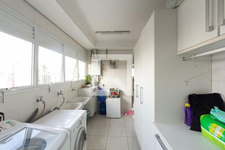 Apartamento à venda com 250m², 4 quartos e 5 vagas Apartamento à venda com 250m², 4 quartos e 5 vagasÁrea de Serviço