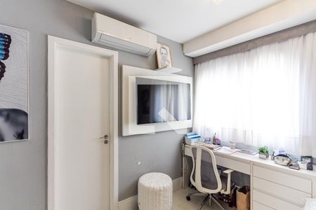 Apartamento à venda com 250m², 4 quartos e 5 vagas Apartamento à venda com 250m², 4 quartos e 5 vagasSuíte 1