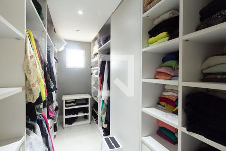 Apartamento à venda com 250m², 4 quartos e 5 vagas Apartamento à venda com 250m², 4 quartos e 5 vagasSuíte 3 closet