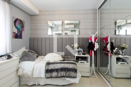 Apartamento à venda com 250m², 4 quartos e 5 vagas Apartamento à venda com 250m², 4 quartos e 5 vagasSuíte 1