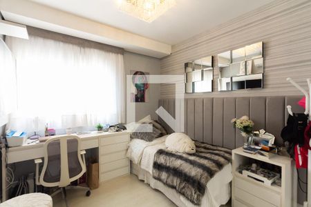 Apartamento à venda com 250m², 4 quartos e 5 vagas Apartamento à venda com 250m², 4 quartos e 5 vagasSuíte 1