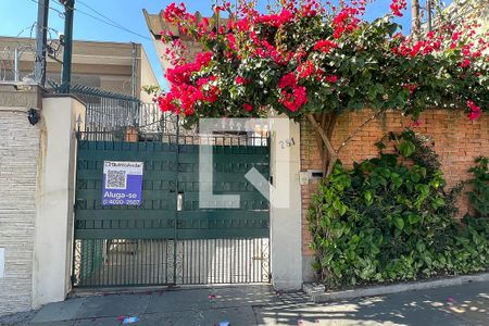 Casa para alugar com 37m², 1 quarto e sem vagaFachada