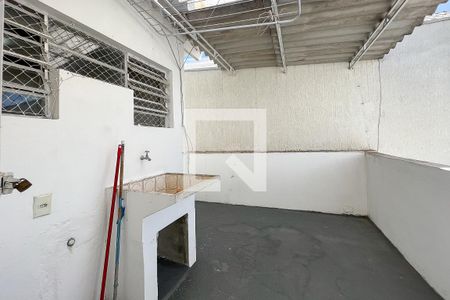 Casa para alugar com 37m², 1 quarto e sem vagaÁrea de Serviço