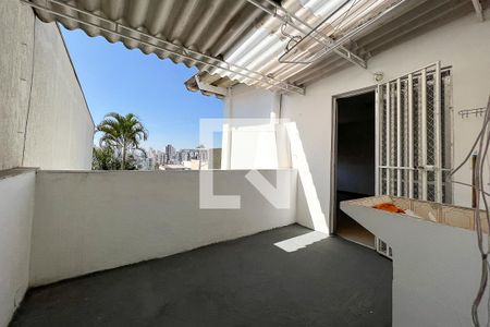 Casa para alugar com 37m², 1 quarto e sem vagaÁrea de Serviço