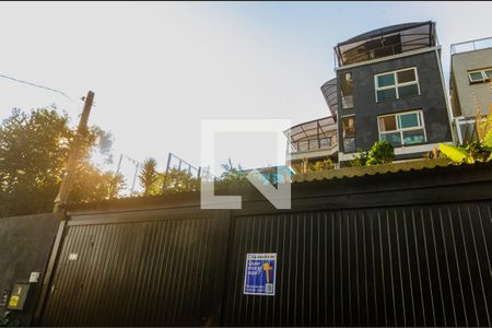 Casa à venda com 300m², 3 quartos e 3 vagasFachada da Casa