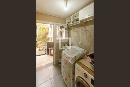 Casa à venda com 300m², 3 quartos e 3 vagasÁrea de Serviço