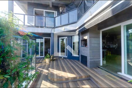 Casa à venda com 300m², 3 quartos e 3 vagasChurrasqueira