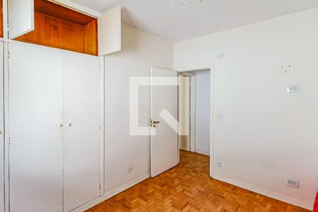Casa à venda com 200m², 3 quartos e 2 vagas Casa à venda com 200m², 3 quartos e 2 vagasQuarto 02