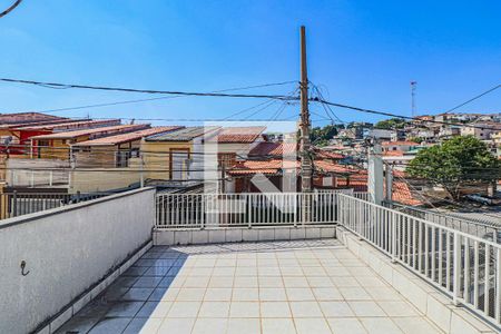 Casa à venda com 200m², 3 quartos e 2 vagas Casa à venda com 200m², 3 quartos e 2 vagasSuite - Varanda