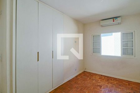 Casa à venda com 200m², 3 quartos e 2 vagas Casa à venda com 200m², 3 quartos e 2 vagasQuarto 01