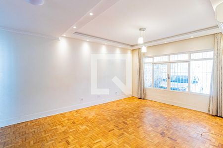 Casa à venda com 3 quartos, 200m² em Jaguaré, São Paulo
