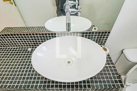 Lavabo de casa à venda com 3 quartos, 200m² em Jaguaré, São Paulo