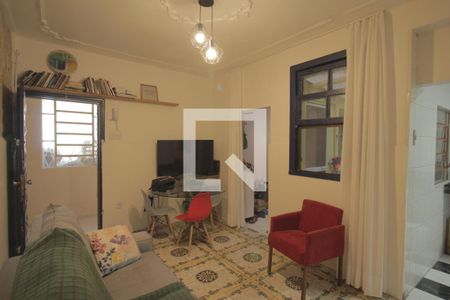 Sala de apartamento à venda com 1 quarto, 40m² em São Geraldo, Porto Alegre