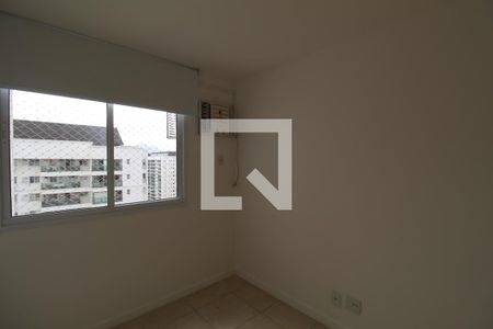 Quarto de apartamento à venda com 2 quartos, 60m² em Jacarepaguá, Rio de Janeiro