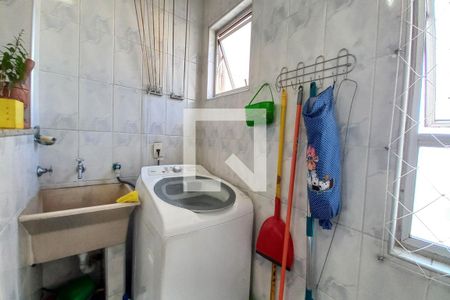 Apartamento à venda com 66m², 3 quartos e 1 vagaÁrea de Serviço 