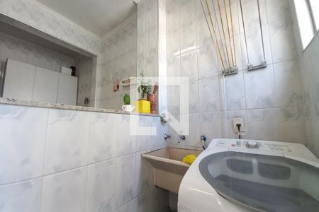 Apartamento à venda com 66m², 3 quartos e 1 vagaÁrea de Serviço 