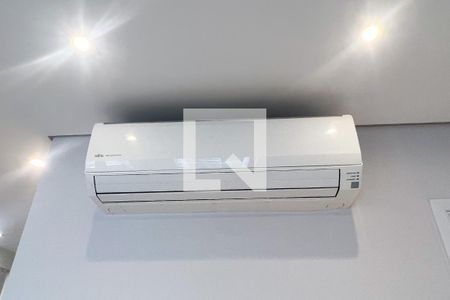 Sala de apartamento à venda com 2 quartos, 98m² em Indianópolis, São Paulo