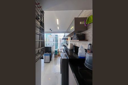 Apartamento à venda com 98m², 2 quartos e 2 vagasCozinha/Área de Serviço