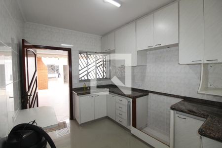 Cozinha de casa à venda com 3 quartos, 257m² em Vila Califórnia, São Paulo