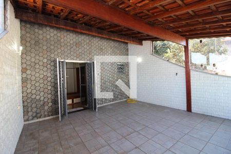 Varanda Suite de casa à venda com 3 quartos, 257m² em Vila Califórnia, São Paulo