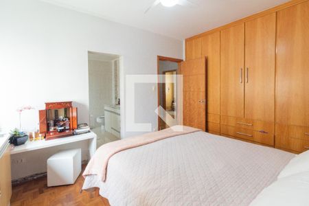 Apartamento à venda com 150m², 3 quartos e 1 vaga Apartamento à venda com 150m², 3 quartos e 1 vagaSuíte
