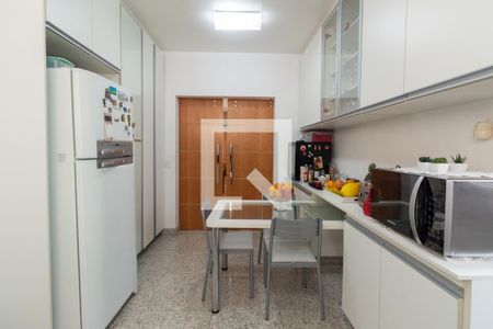 Apartamento à venda com 150m², 3 quartos e 1 vaga Apartamento à venda com 150m², 3 quartos e 1 vagaCozinha