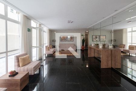 Apartamento à venda com 150m², 3 quartos e 1 vaga Apartamento à venda com 150m², 3 quartos e 1 vagaHall social