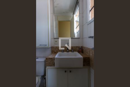 Banheiro da Suíte de apartamento à venda com 3 quartos, 70m² em Tristeza, Porto Alegre