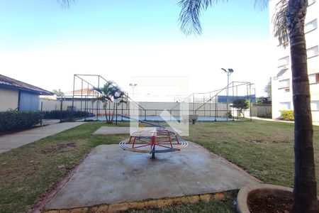 Apartamento para alugar com 45m², 2 quartos e 1 vaga Apartamento para alugar com 45m², 2 quartos e 1 vagaÁrea comum - Playground
