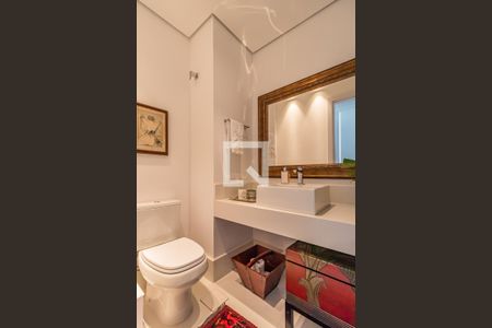 Apartamento à venda com 360m², 3 quartos e 5 vagasLavabo