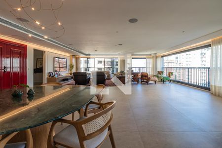 Apartamento à venda com 360m², 3 quartos e 5 vagasSala