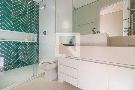 Apartamento à venda com 360m², 3 quartos e 5 vagasBanheiro da Suíte 2