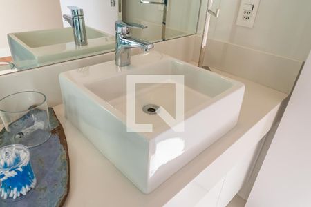 Apartamento à venda com 360m², 3 quartos e 5 vagasBanheiro da Suíte 2